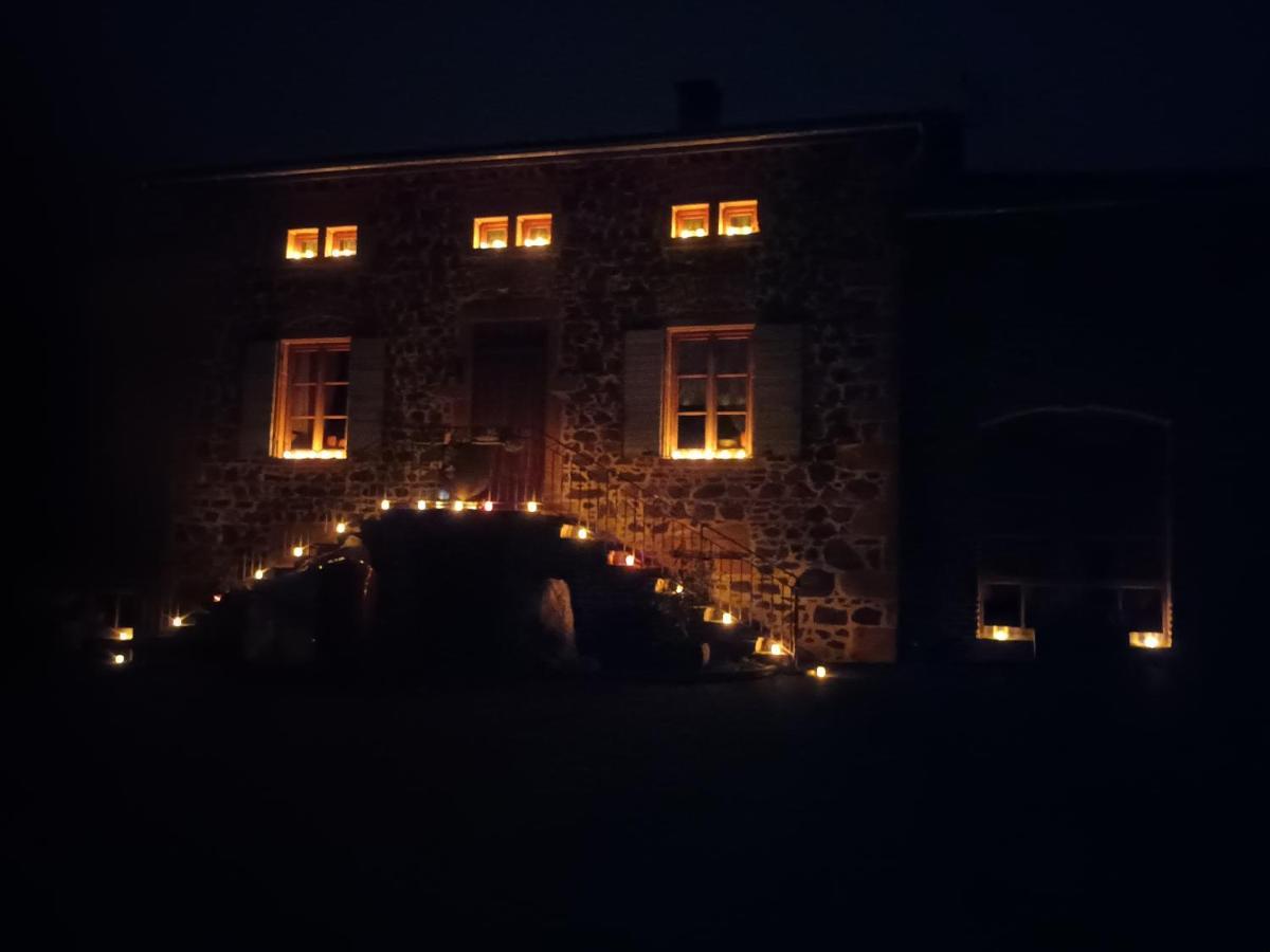 Domaine De La Poyat Bed & Breakfast